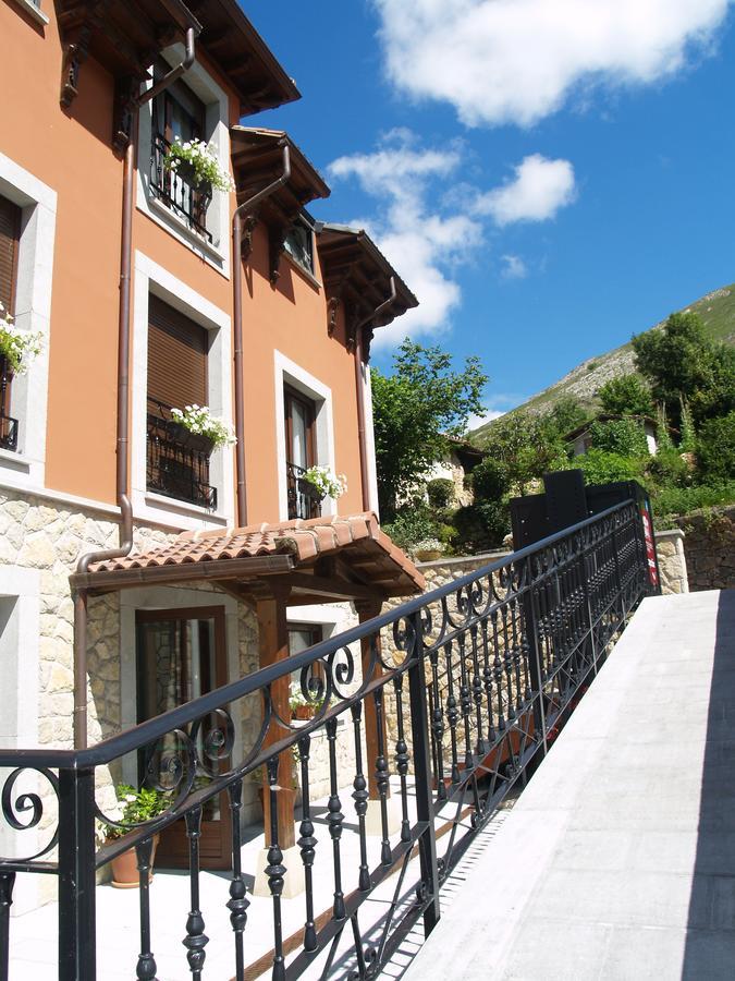 Hotel La Casona De Llerices Onís Екстериор снимка
