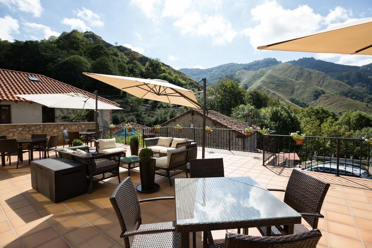 Hotel La Casona De Llerices Onís Екстериор снимка