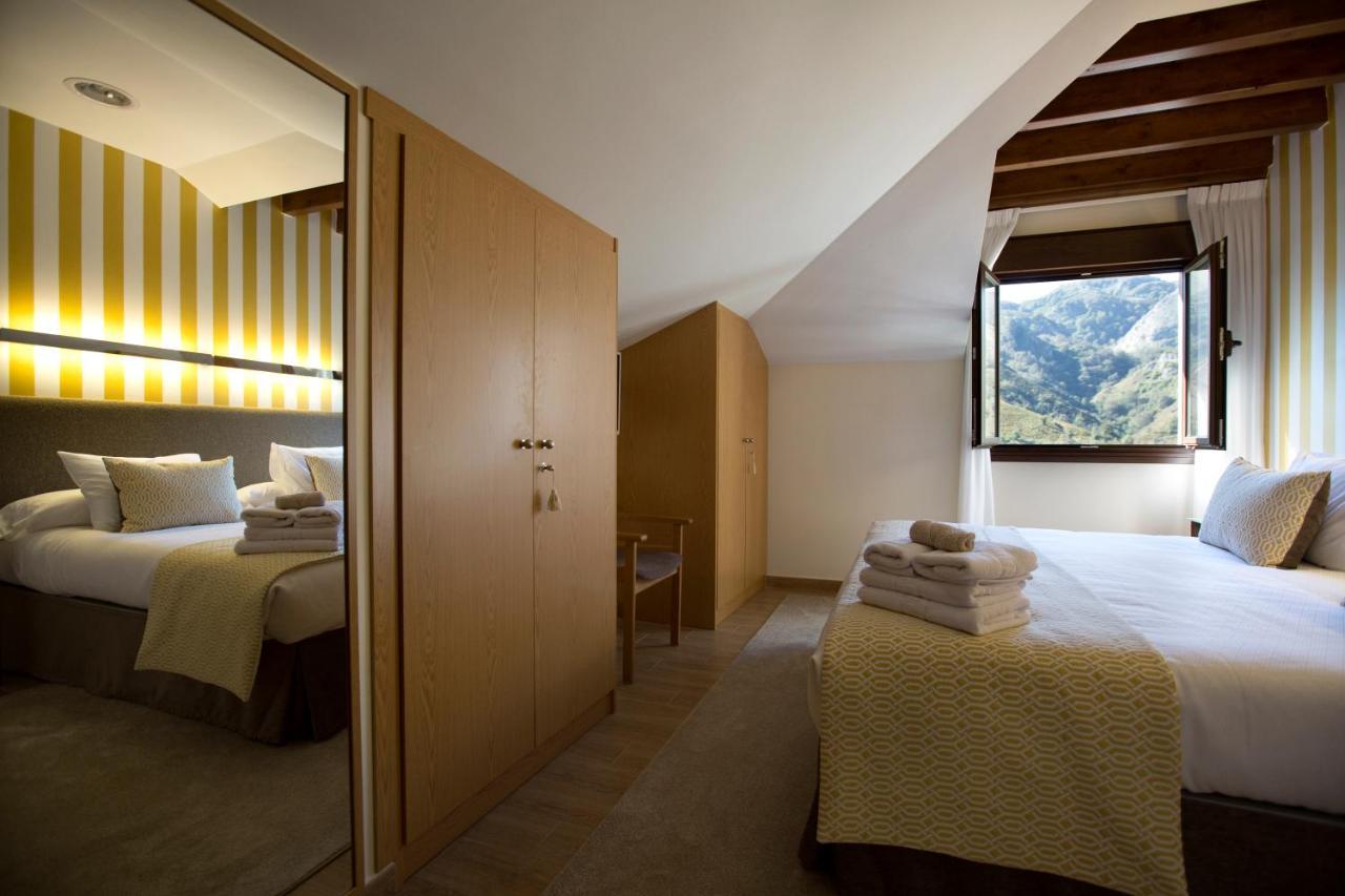 Hotel La Casona De Llerices Onís Екстериор снимка